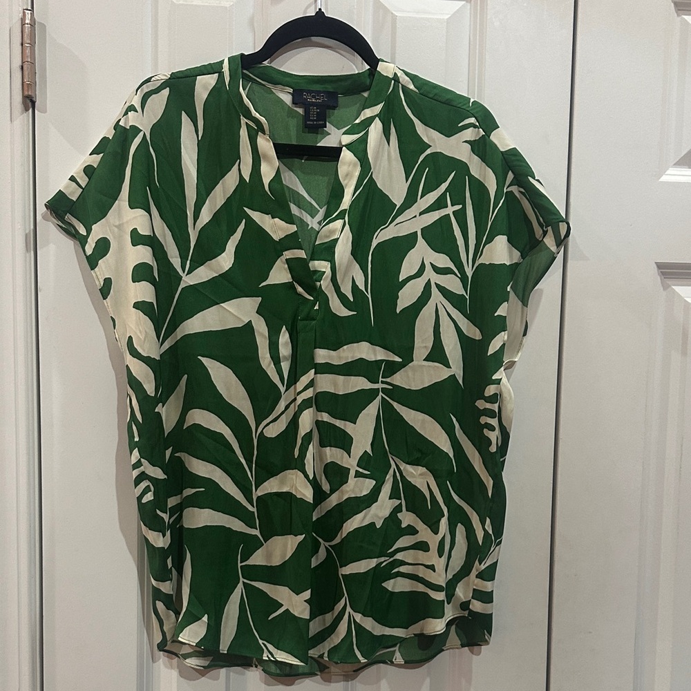 NWOT RACHEL Rachel Roy Green and Cream Leaf Print Blouse size M